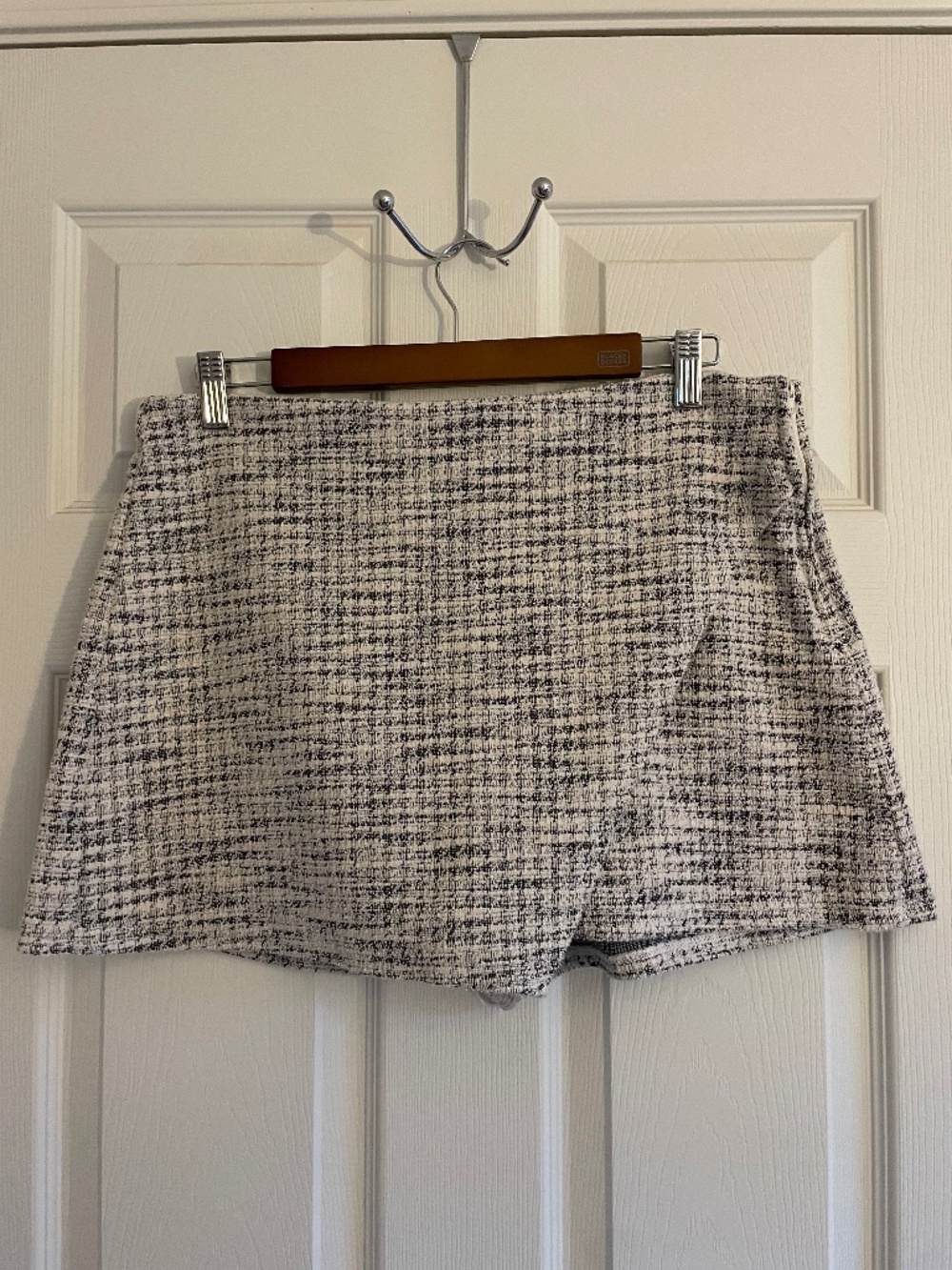 Altar’d State White Plaid Tweed High Rise Shorts Skort XL Woven Preppy
